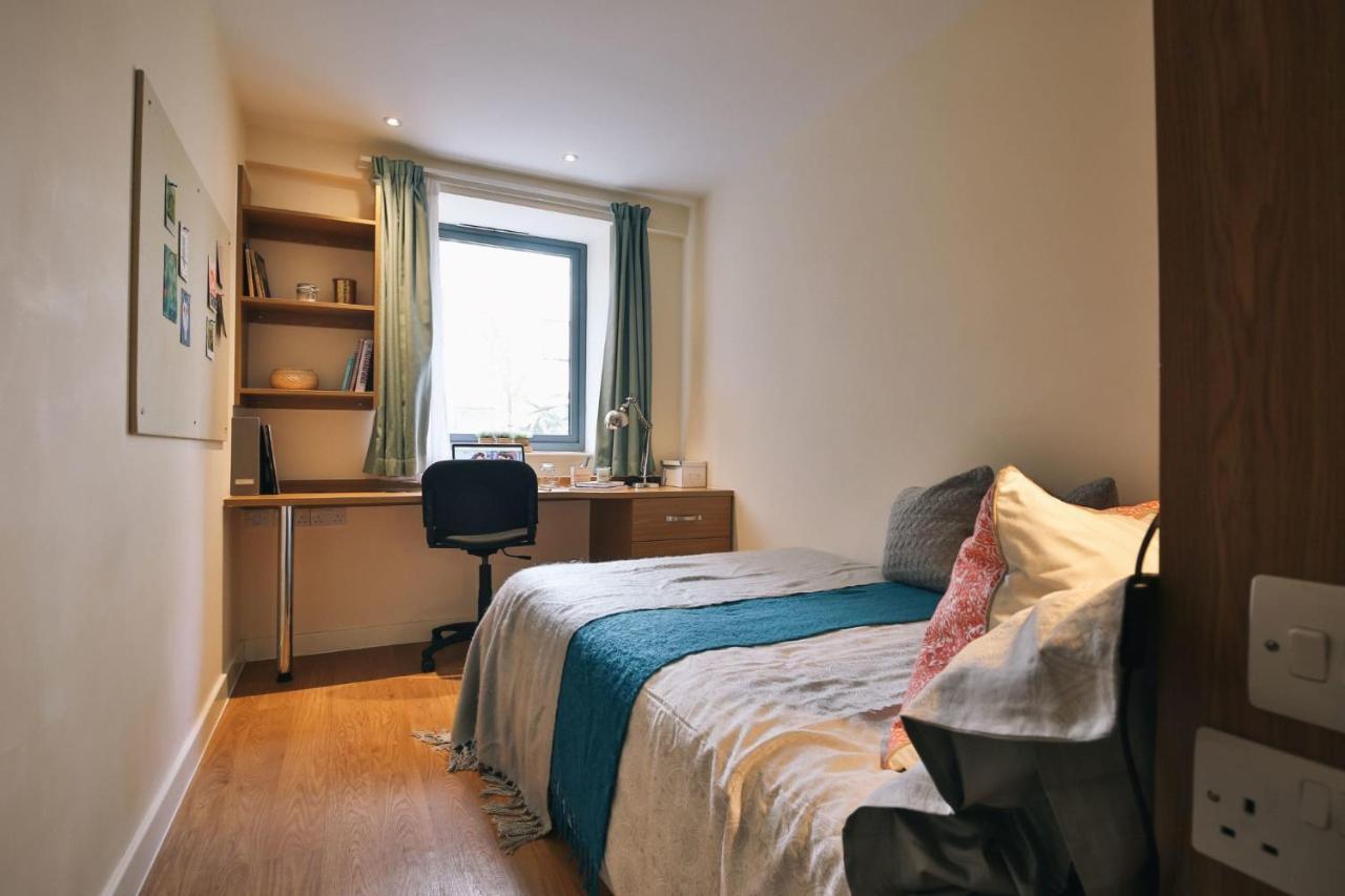 Iq Dorchester House In บอร์นมัธ ภายนอก รูปภาพ
