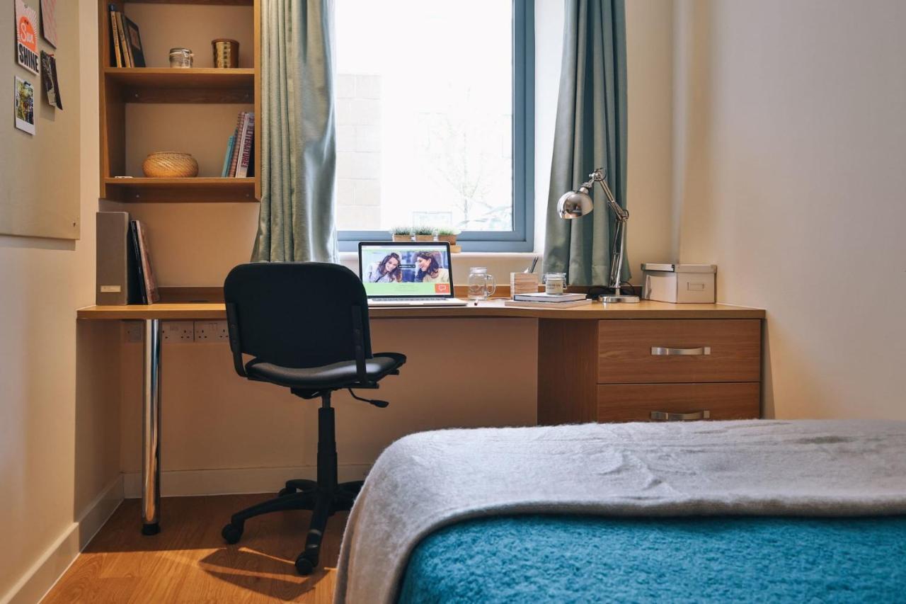 Iq Dorchester House In บอร์นมัธ ภายนอก รูปภาพ
